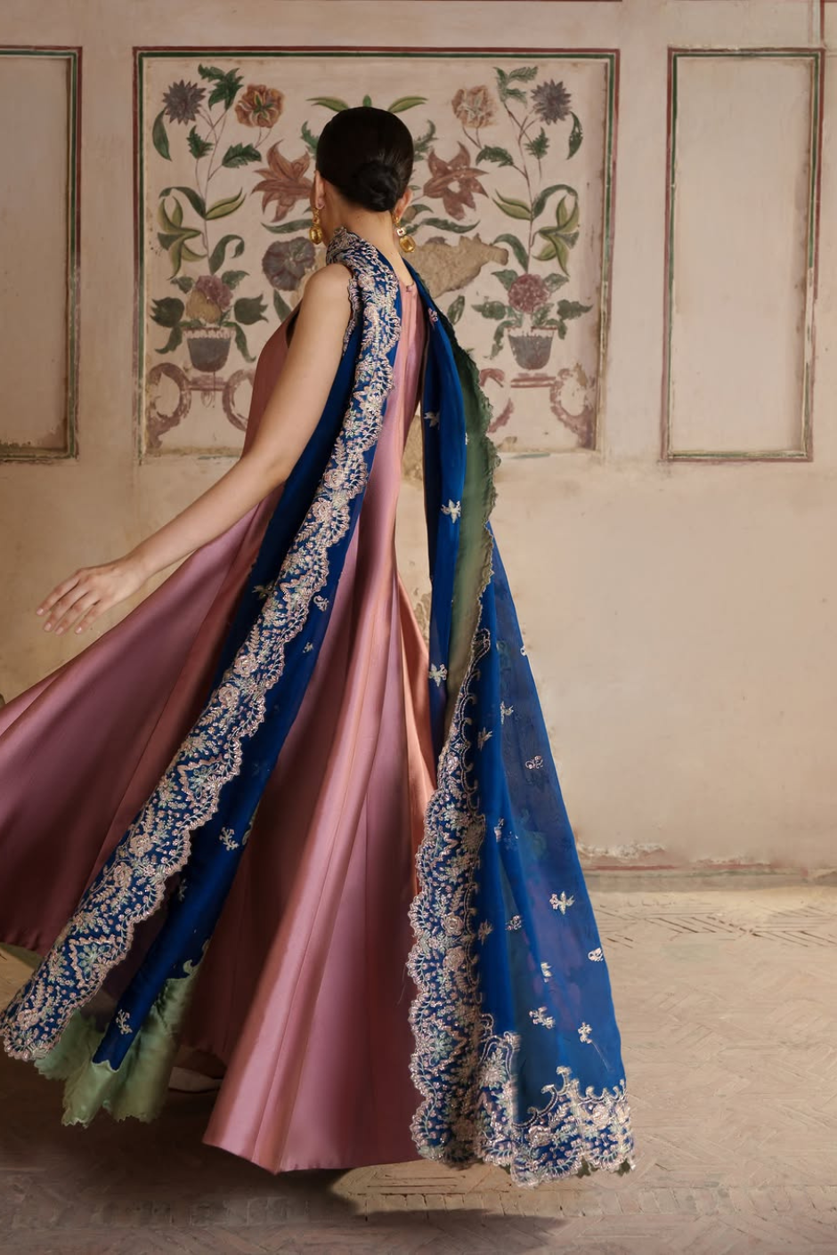Mehwar – Pure Silk Panelled Peshwas with Organza Embroidered Navy Dupatta