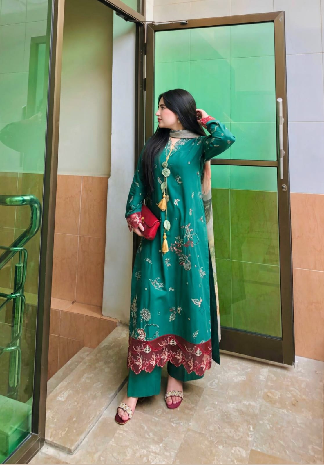 Mint Breeze Semi-Formal Lawn – Green 3-Piece Embroidered Suit with Silk Dupatta